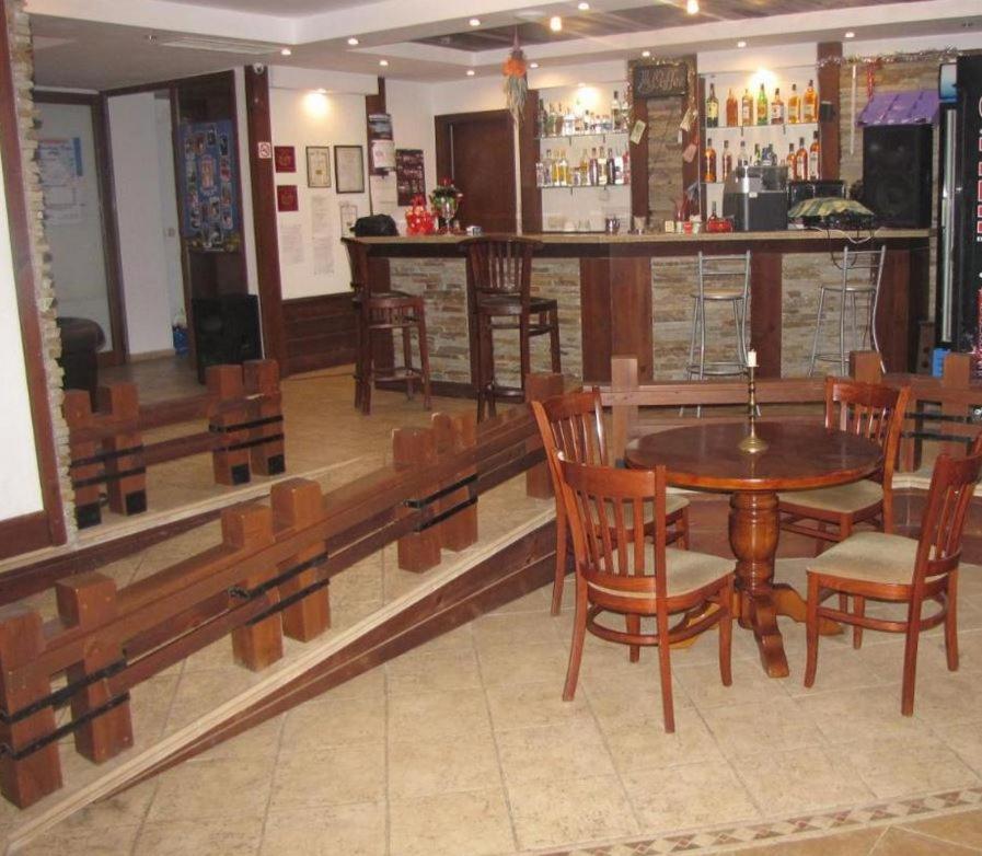 Edelweiss Inn Apartment 20 バンスコ エクステリア 写真